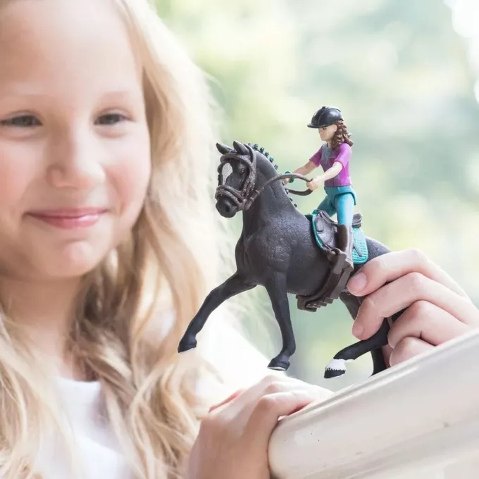 Schleich Zestaw figurek Lisa i Storm Horse Club
