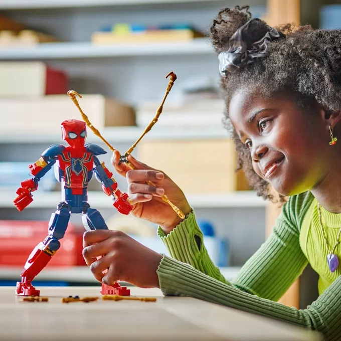 LEGO Klocki Super Heroes 76298 Figurka Iron Spider-Mana