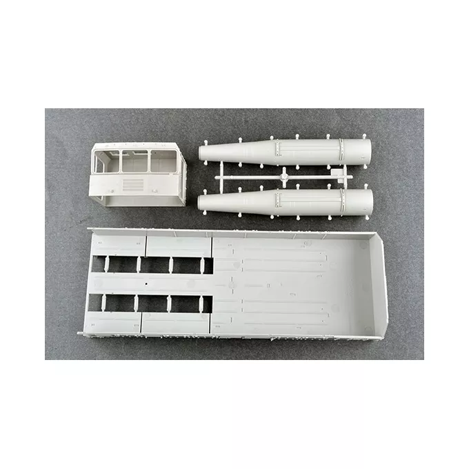Trumpeter Model plastikowy rosyjski 9P78-1 TEL do systemu 9K720 Iskander-M