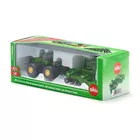 Traktor John Deere i zestaw do orki
