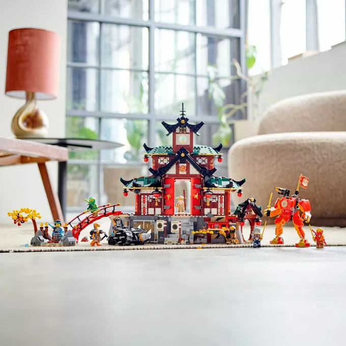 Klocki Ninjago 71767 Dojo ninja w świątyni